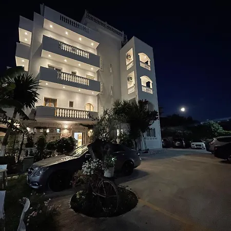Vasiliu Boutique Hotel 4*