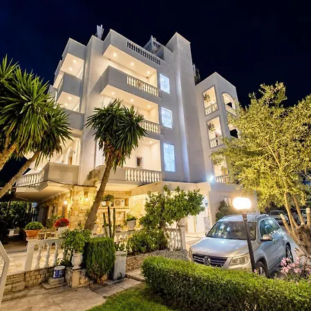 Vasiliu Boutique 4*