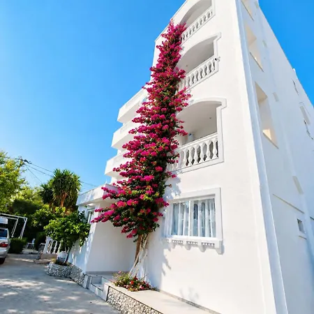 Vasiliu Boutique Ksamil