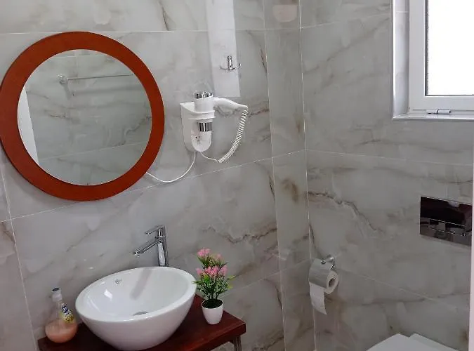 Vasiliu Boutique 4* Ksamil